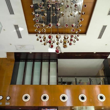 Treehouse Queens Pearl Gurgaon Eksteriør billede