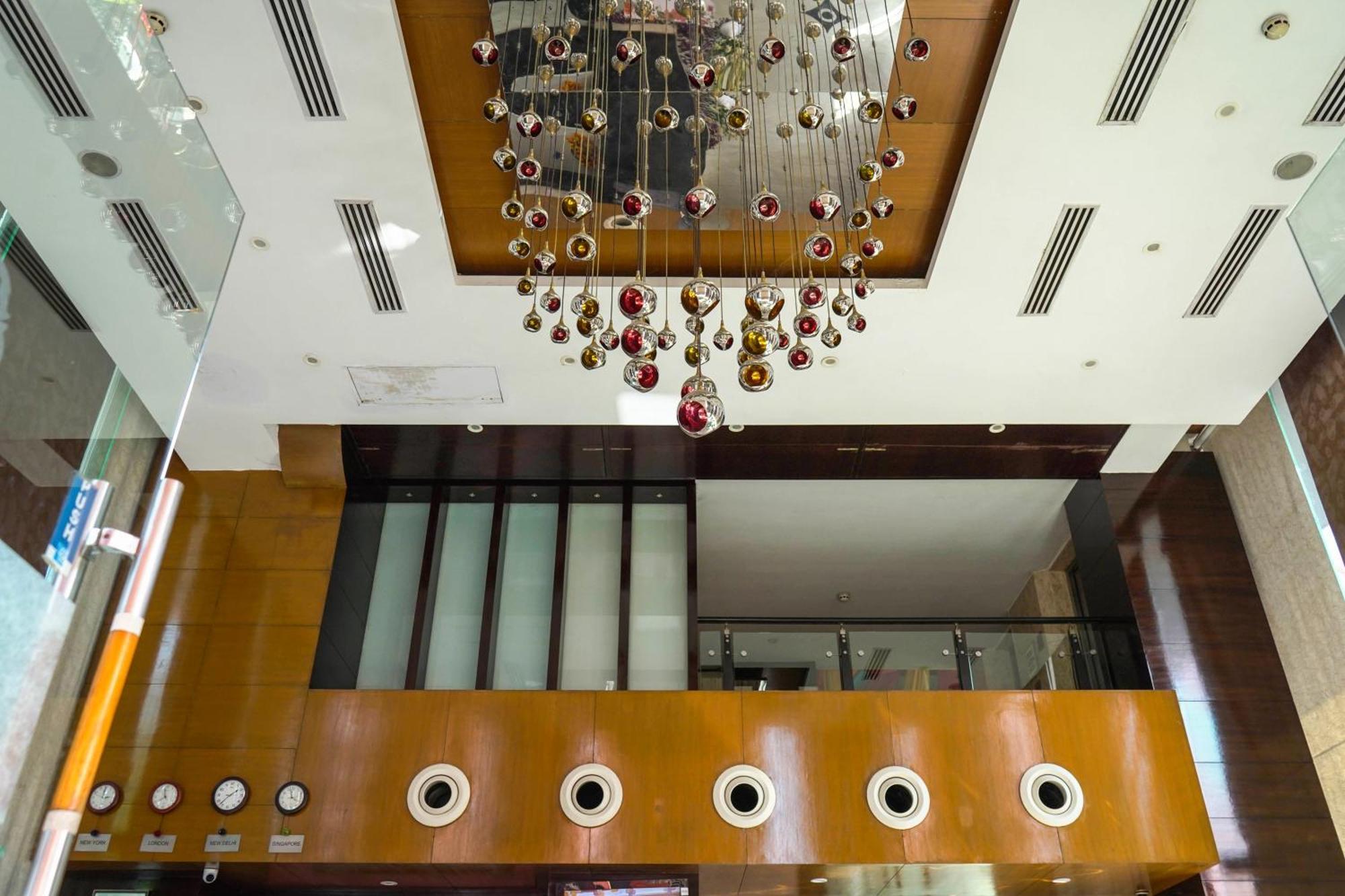 Treehouse Queens Pearl Gurgaon Eksteriør billede